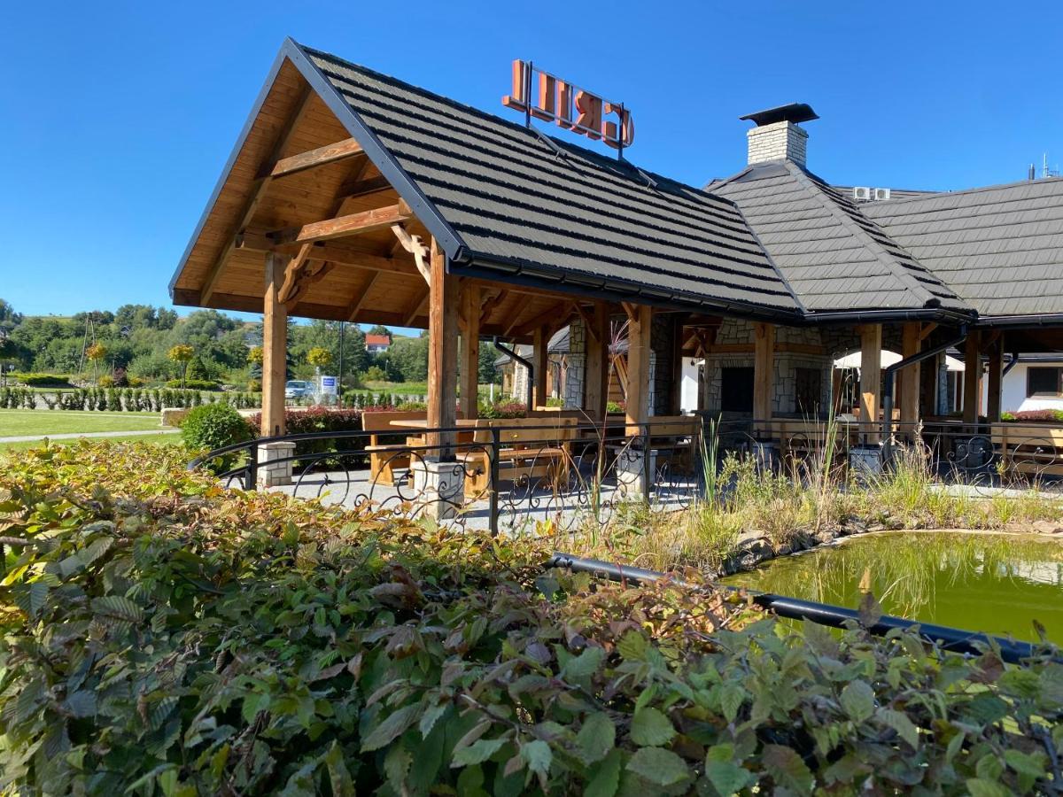 Hotel Tadeusz Uszew Kültér fotó